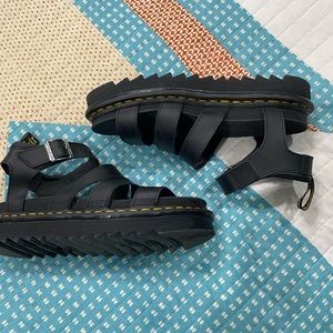 Slightly used sandals